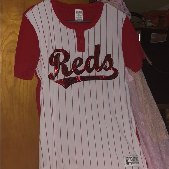 Vs pink cincinnati reds Clearance